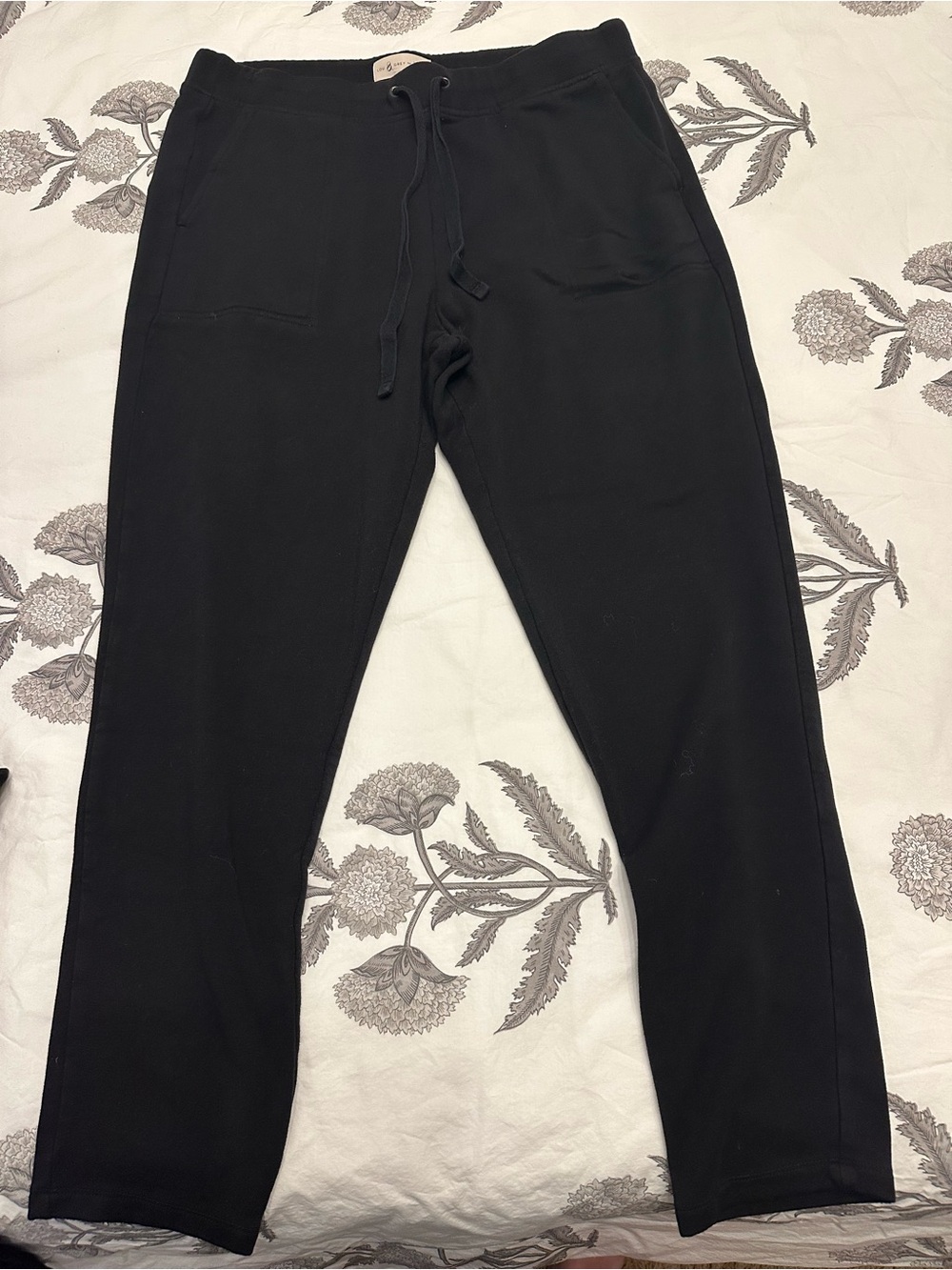 Lou & Grey Black Drawstring Jogger Pants and matching Sweatshirt in black